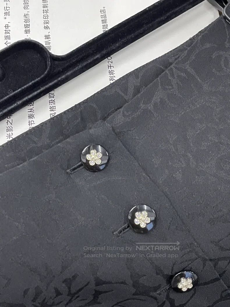 Chanel Chanel Heavy industry cake lotus leaf double C dark patter Size 25" / US 0 / IT 36 - 3 Thumbnail