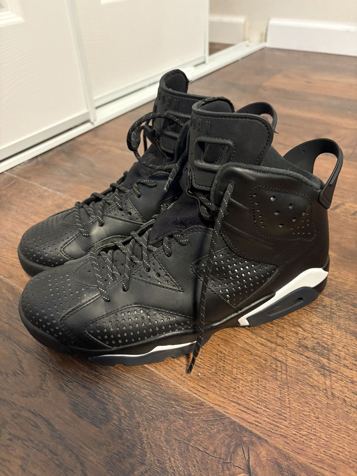 Jordan Brand Jordan 6 Black Cat Size US 9.5 / EU 42-43 - 2 Thumbnail