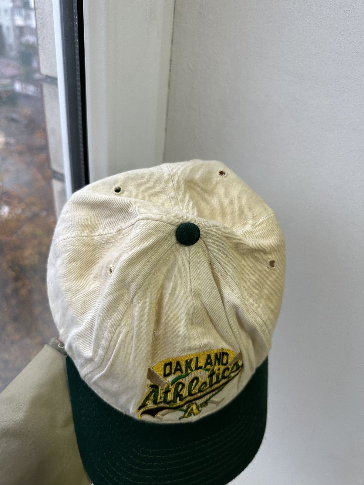 MLB Vintage Oakland Athletics MLB Made In USA Cap Size ONE SIZE - 8 Thumbnail