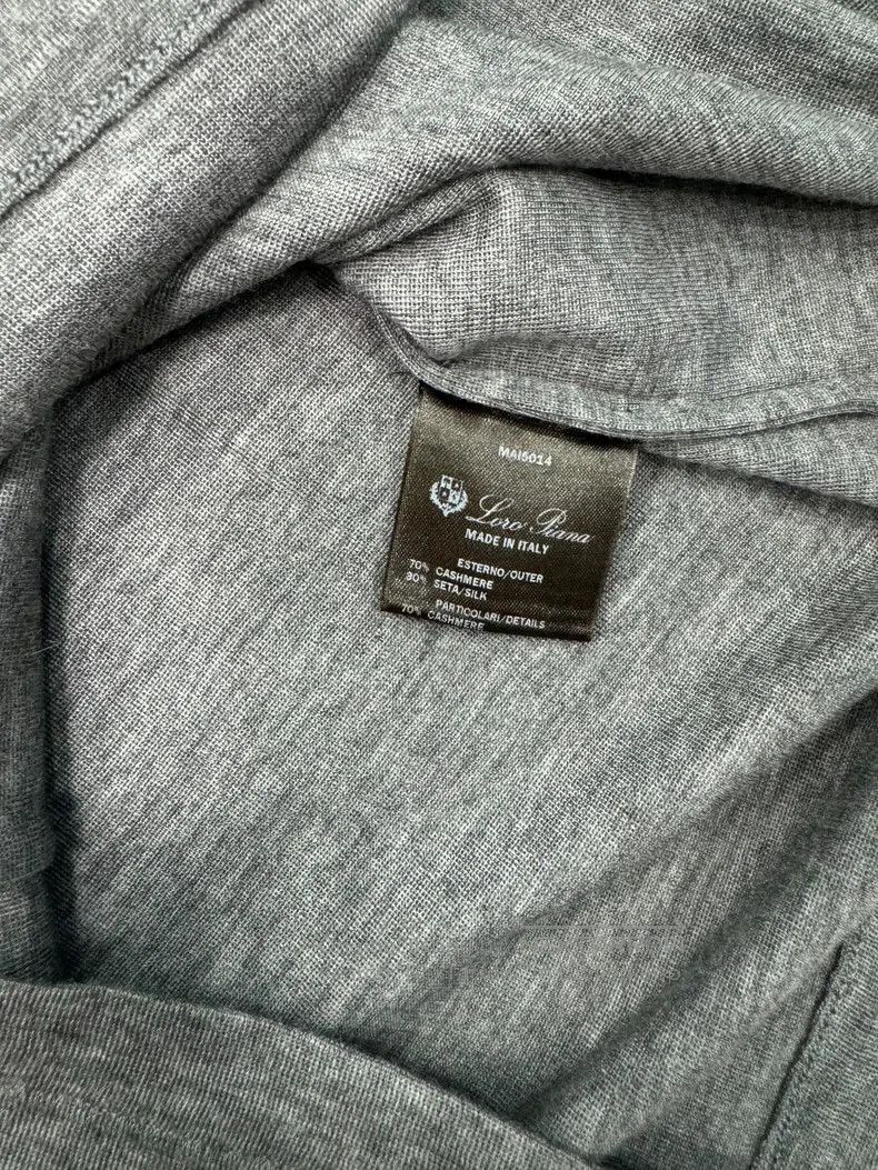 Loro Piana Loro Piana Men's Gray V-Neck Polo Sweater. Size US S / EU 44-46 / 1 - 5 Thumbnail