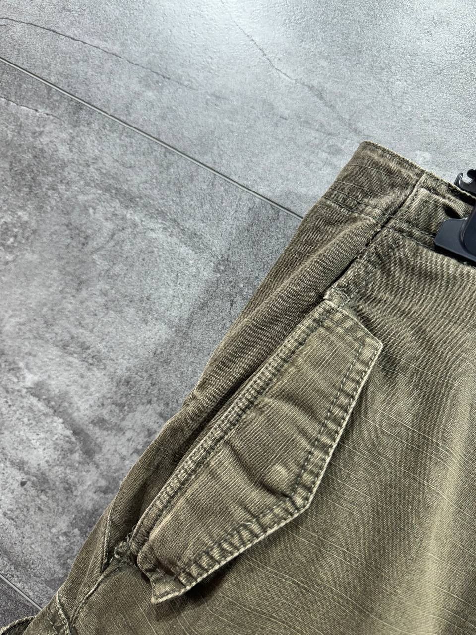 Other Vintage Nike Cargo Shorts Khaki Distressed Travis Style Y2K Size US 34 / EU 50 - 8 Thumbnail