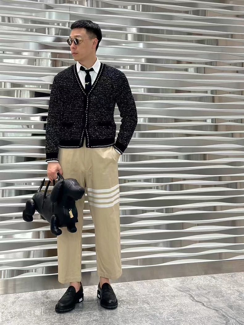 Thom Browne Thom Browne Size 4 Rare khaki four-bar casual pants 2503- Size US 36 / EU 52 - 6 Thumbnail