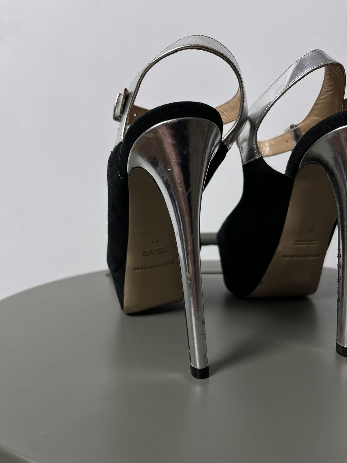Emporio Armani Emporio Armani Black Suede Peep Toe Heels with Silver Straps Size US 6 / IT 36 - 13 Thumbnail