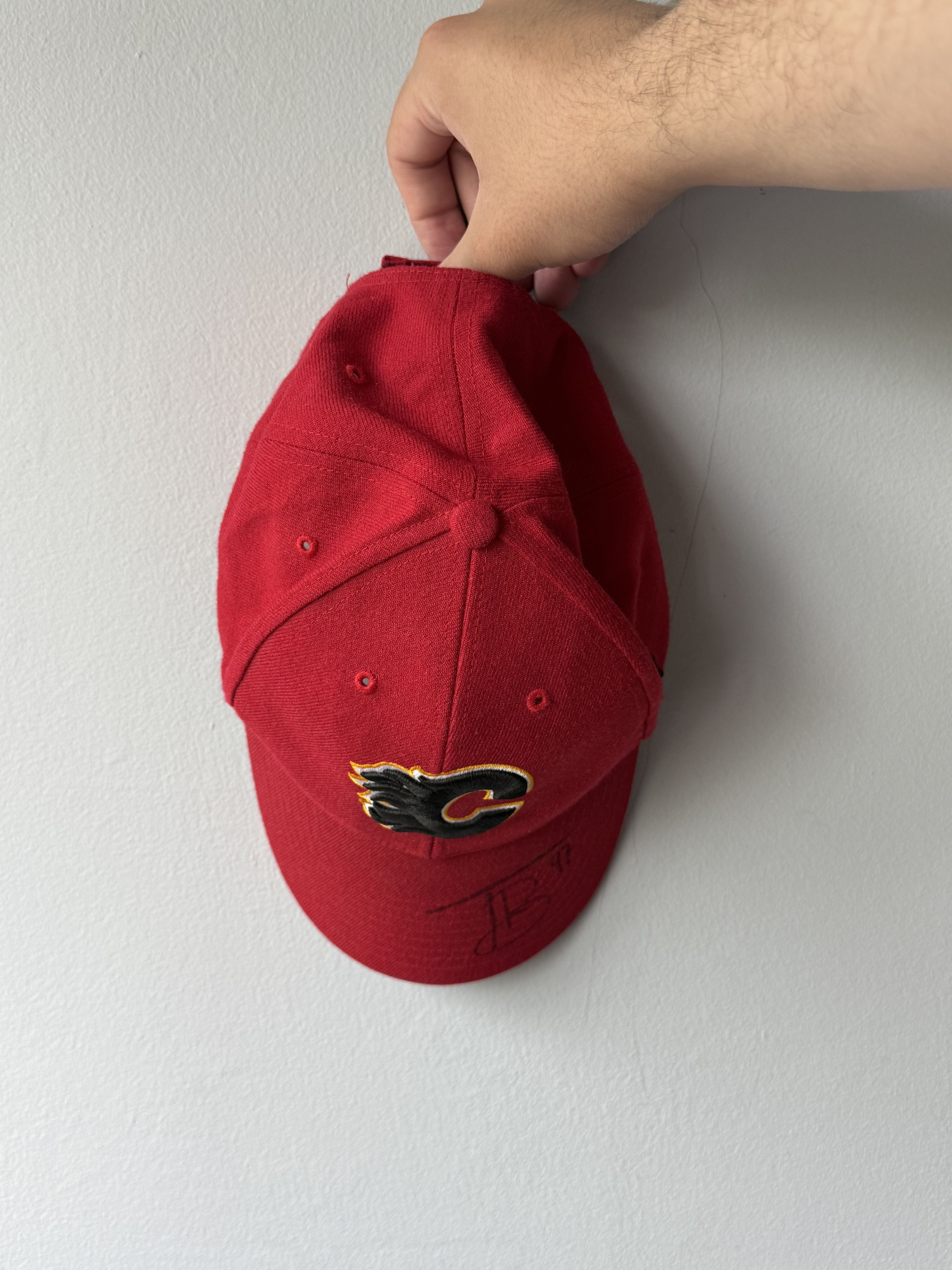 NHL Calgary Flames '47 Signed NHL Hockey Team Official Hat Cap Size ONE SIZE - 4 Thumbnail