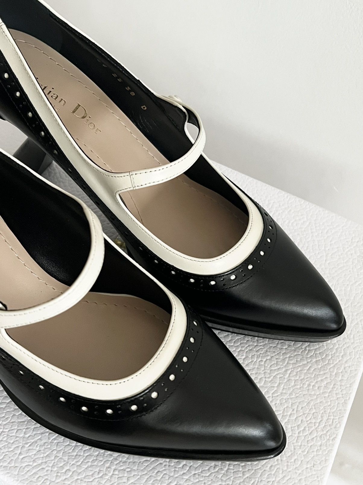 Dior Dior SpectaDior Mary Jane Heels – Size 38 (fits 38.5) – NEW Size US 7 / IT 37 - 10 Thumbnail