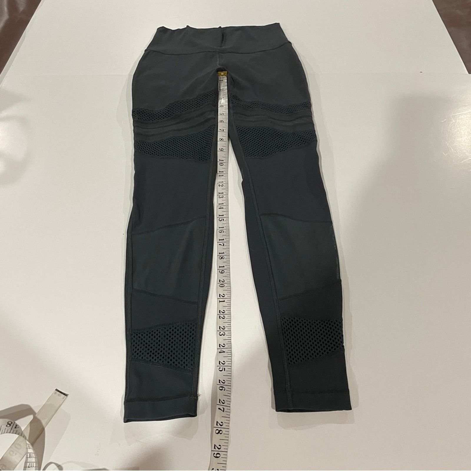 Lululemon Lululemon Wunder Under High-Rise Tight *Mix & Mesh 28" Size 28" / US 6 / IT 42 - 12 Thumbnail