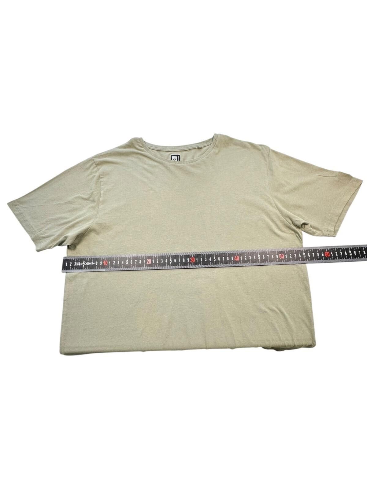 Other Duck & Cover T-Shirt Men's UK Size L Green Embroidered Logo Size US L / EU 52-54 / 3 - 10 Thumbnail