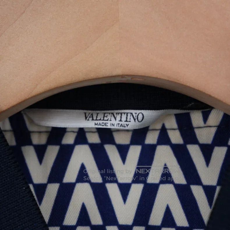 Valentino Valentino V marks full of printed jackets Size US S / EU 44-46 / 1 - 3 Thumbnail
