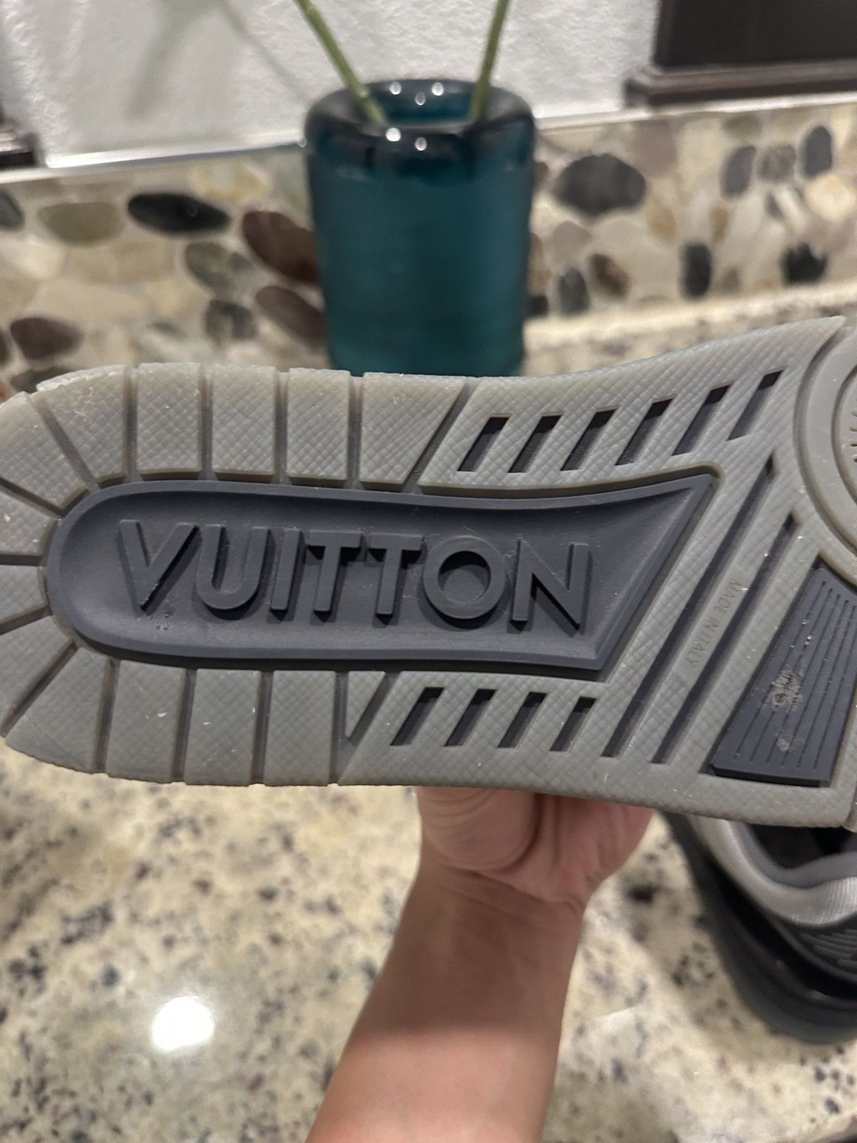 Louis Vuitton LOUIS VUITTON GREY WOOL BLACK LOW TOP TRAINERS SNEAKERS Size US 6.5 / EU 39-40 - 14 Thumbnail