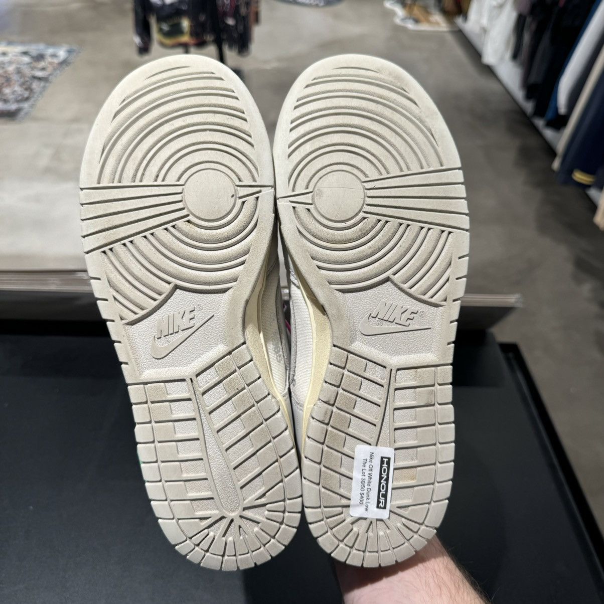 Nike × Off-White Nike Off White Dunk Low Lot 30 Size US 9.5 / EU 42-43 - 11 Thumbnail