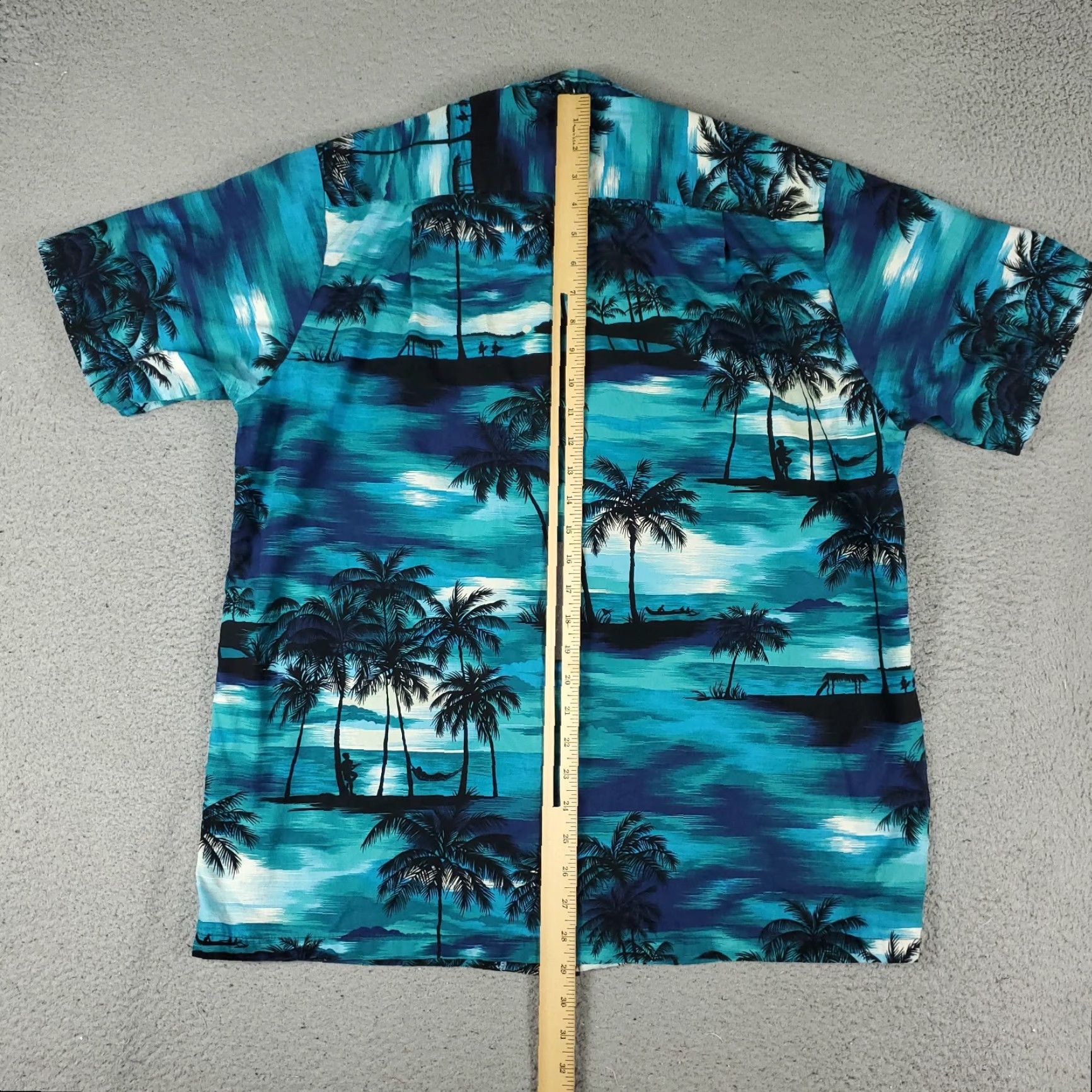 Tommy Bahama Tommy Bahama Shirt Mens Large Blue Floral Hawaiian Button-Up Short Sleeve Size US L / EU 52-54 / 3 - 4 Thumbnail
