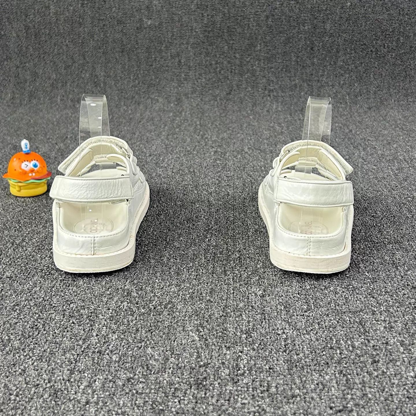Chanel Chanel White CC Velcro Sandal 35.5 Size US 5 / IT 35 - 5 Thumbnail
