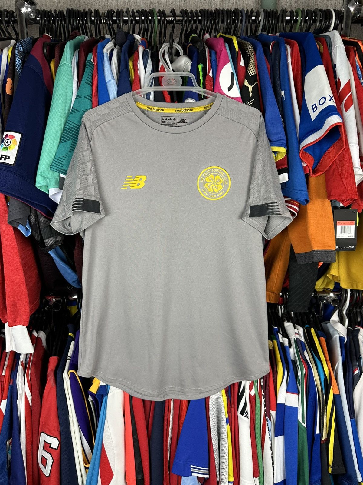 New Balance New Balance Celtic 2019 2020 Football Shirt Soccer Jersey Size US M / EU 48-50 / 2 - 1 Thumbnail