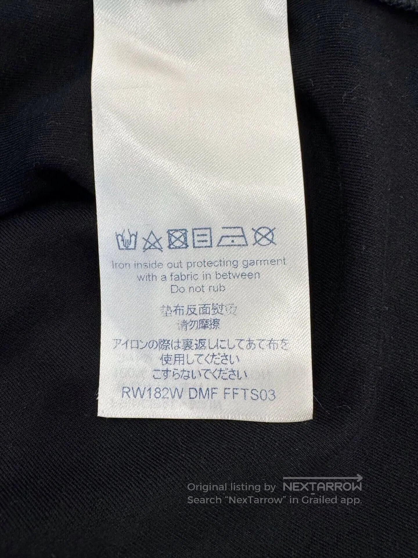 Louis Vuitton Louis Vuitton Black White Logo Short Sleeve Tee. Size S / US 4 / IT 40 - 6 Thumbnail