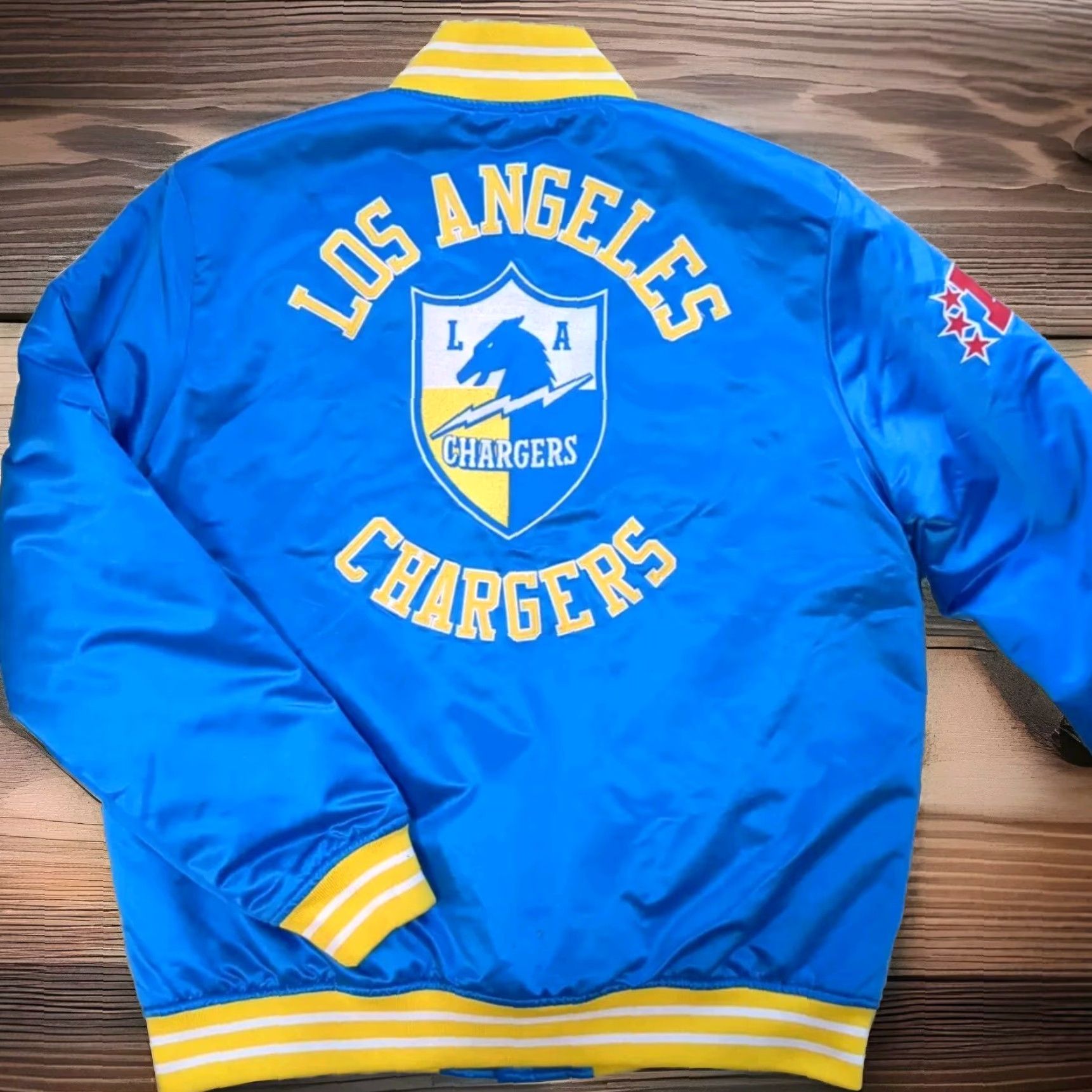 Mitchell & Ness Mitchell & Ness Los Angeles Chargers Throwback Jacket L Varsity Jacket Blue NFL Retro Football Men Chest 46" Logo Pockets Band Collar Button Coat Size US L / EU 52-54 / 3 - 7 Thumbnail