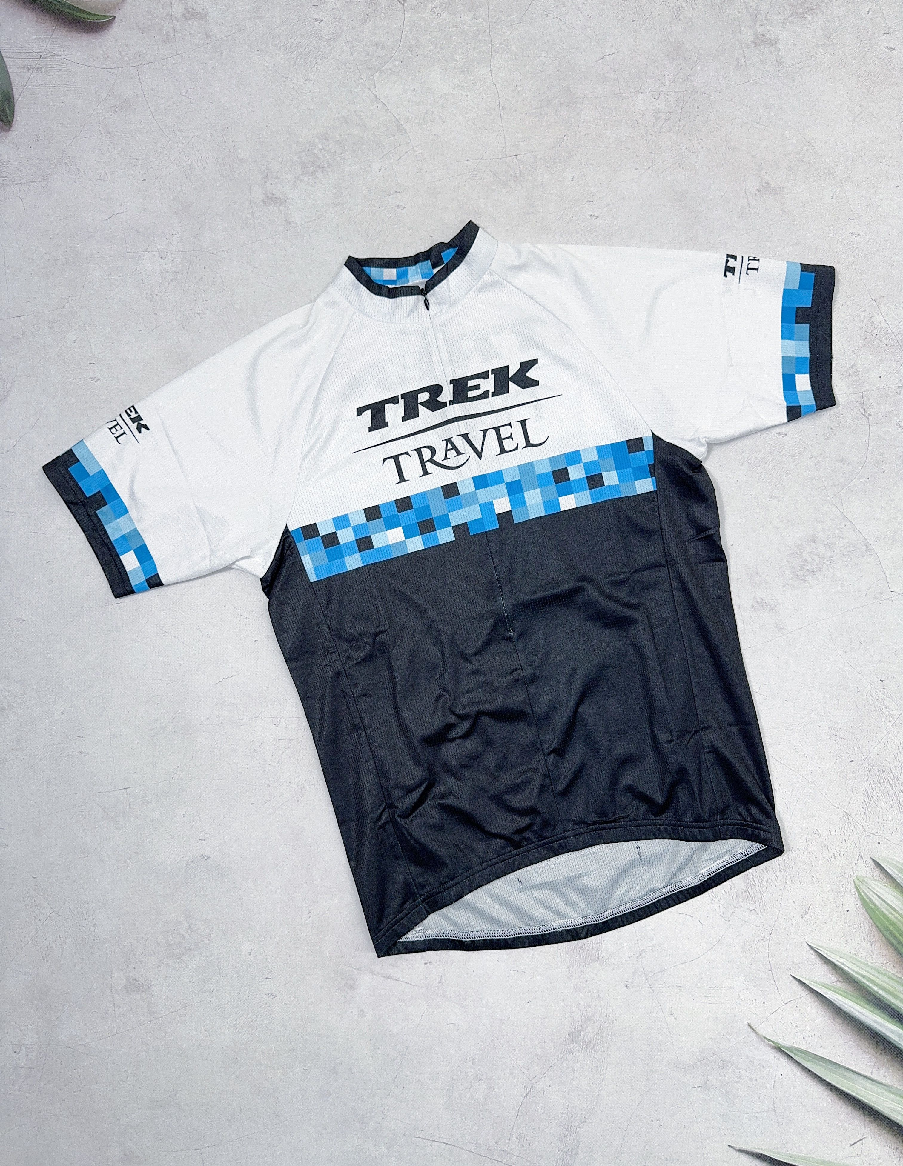 Sports Specialties Bontrager Trek Travel Cycling Jersey Size US M / EU 48-50 / 2 - 6 Thumbnail
