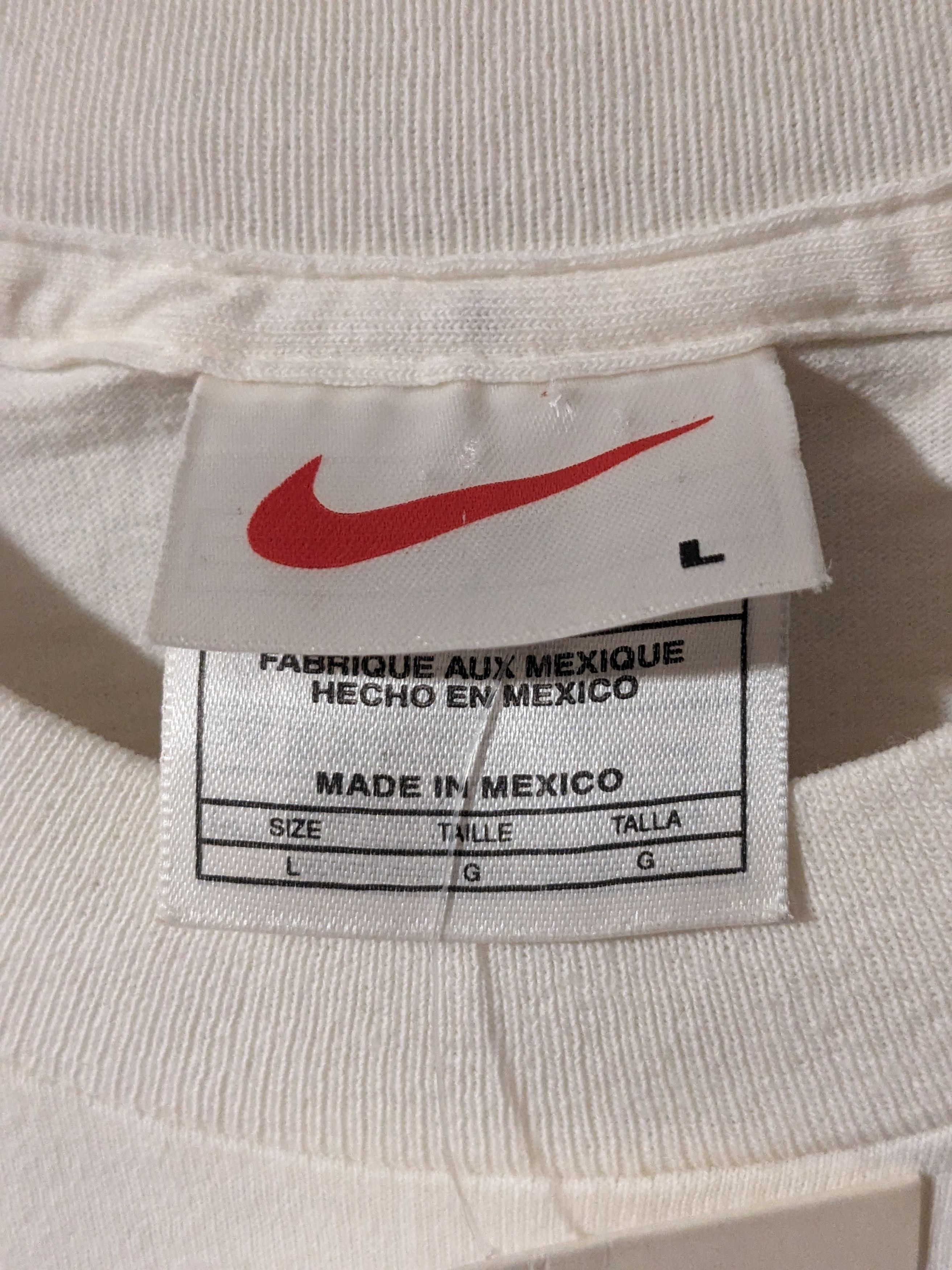 Nike × Vintage Vintage 90s Nike Arch Swoosh White Large T-Shirt Size US L / EU 52-54 / 3 - 3 Thumbnail