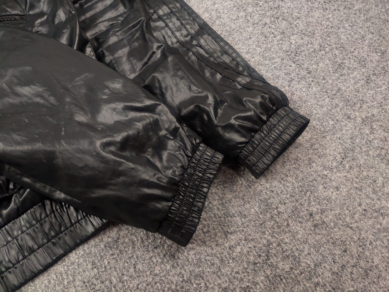 Adidas Vintage 00s all black Multi Pocket Bomber Jacket Y2K
