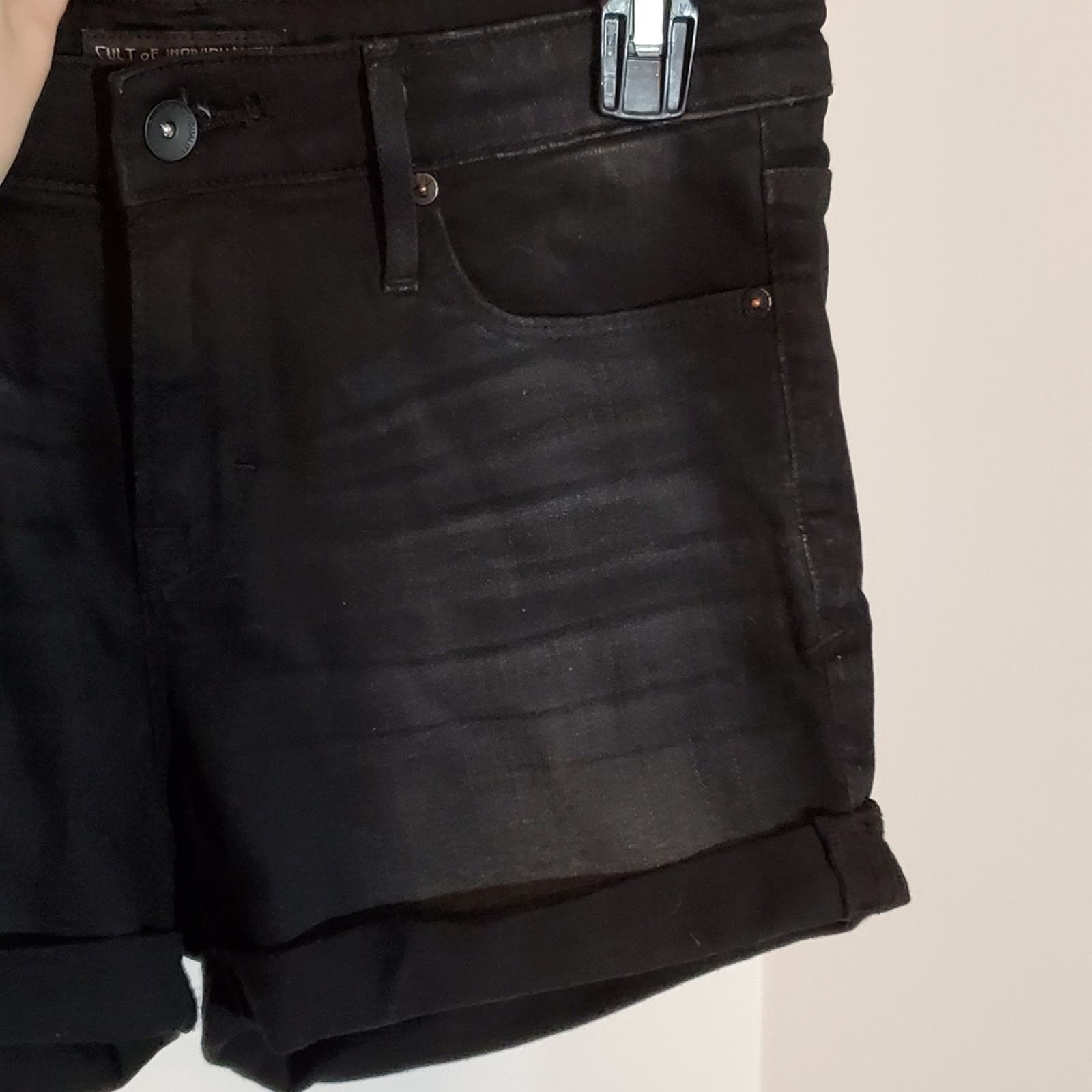Cult Of Individuality Cult of Individuality Ex-lover Boyfriend Black Denim Shorts Size 26" / US 2 / IT 38 - 4 Thumbnail