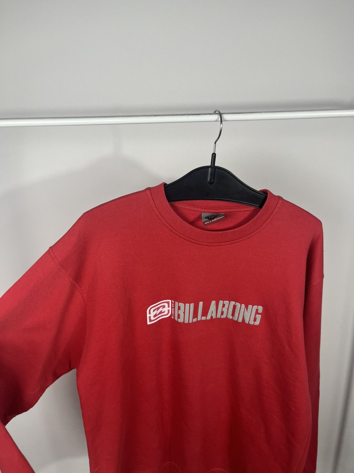 Billabong Vintage Billabong Red Crewneck Sweatshirt Logo Size M Size US M / EU 48-50 / 2 - 8 Thumbnail
