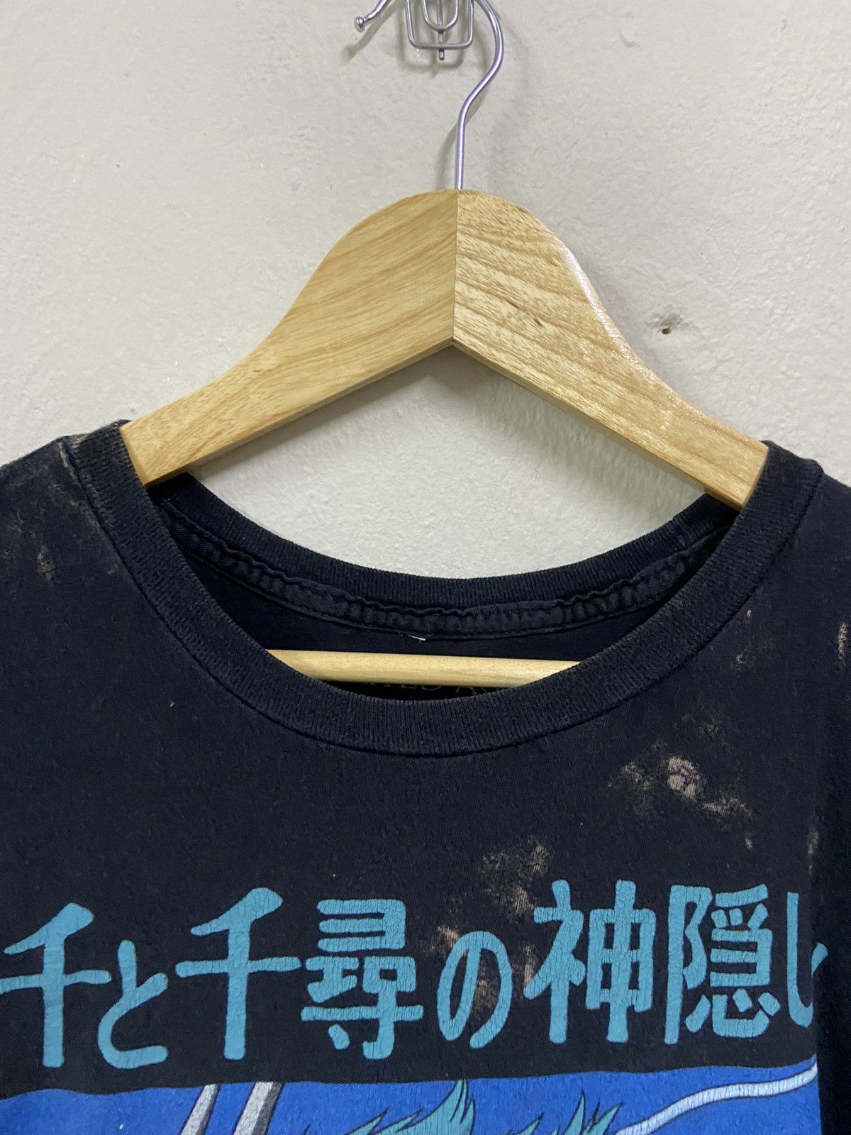 Anime × Vintage Distress colour Spirited Away Tee Size US M / EU 48-50 / 2 - 4 Thumbnail