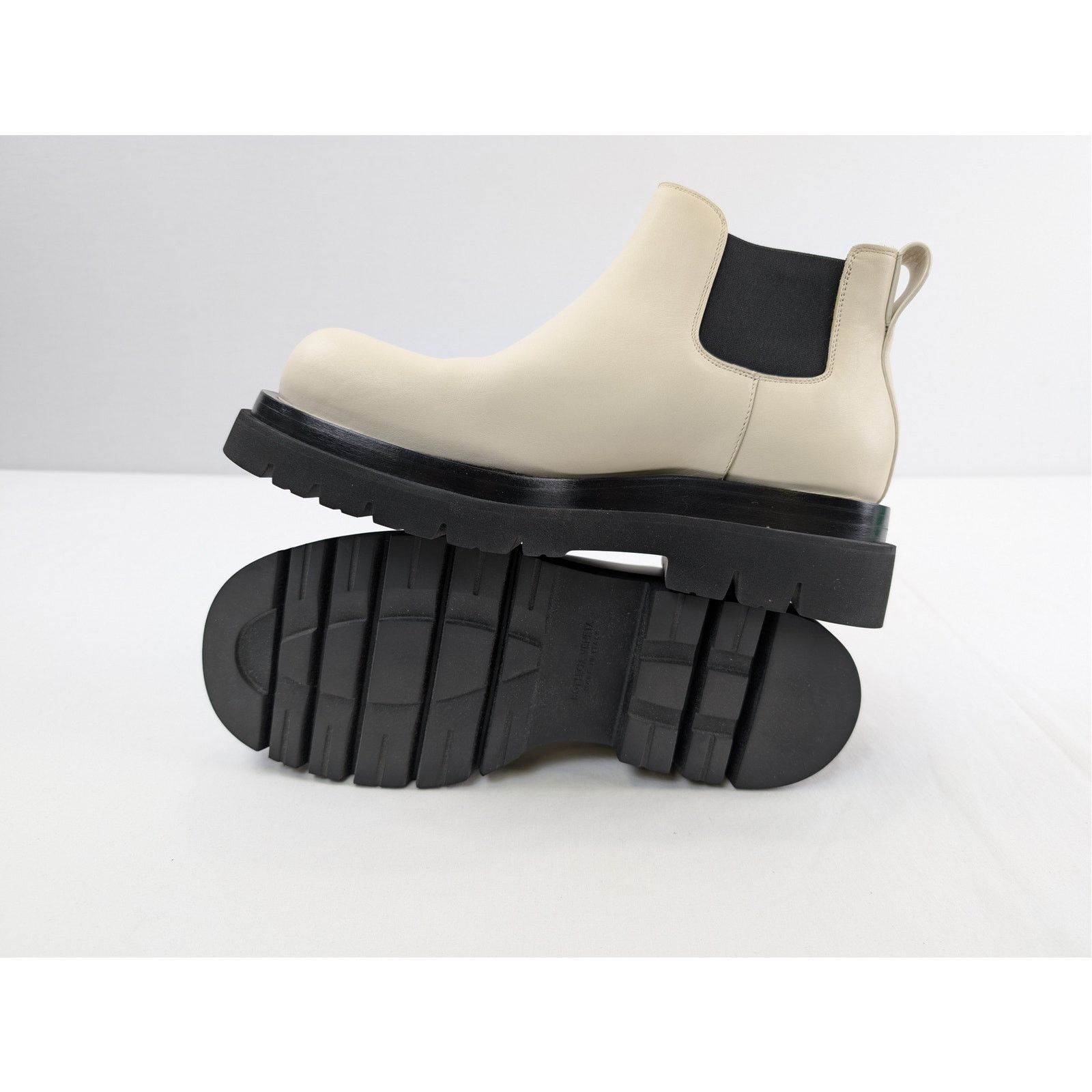 Bottega Veneta o1rshd1 Military Calf The Lug Boots in Sea Salt Size US 9 / EU 42 - 13 Thumbnail