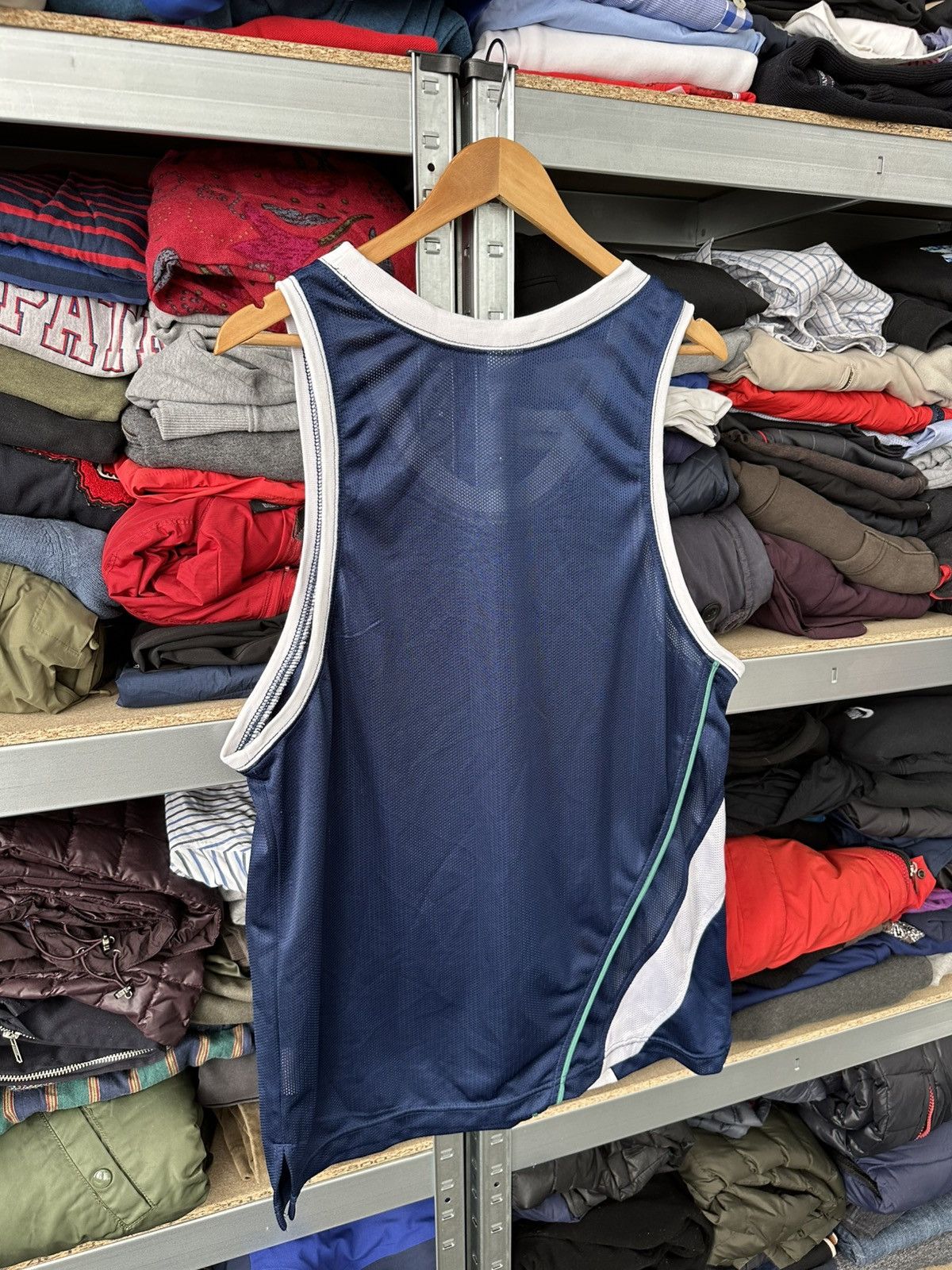 Nike Vintage Nike Mesh Tank Top Shirt Y2K Basketball Jersey Blue Size US M / EU 48-50 / 2 - 15 Thumbnail