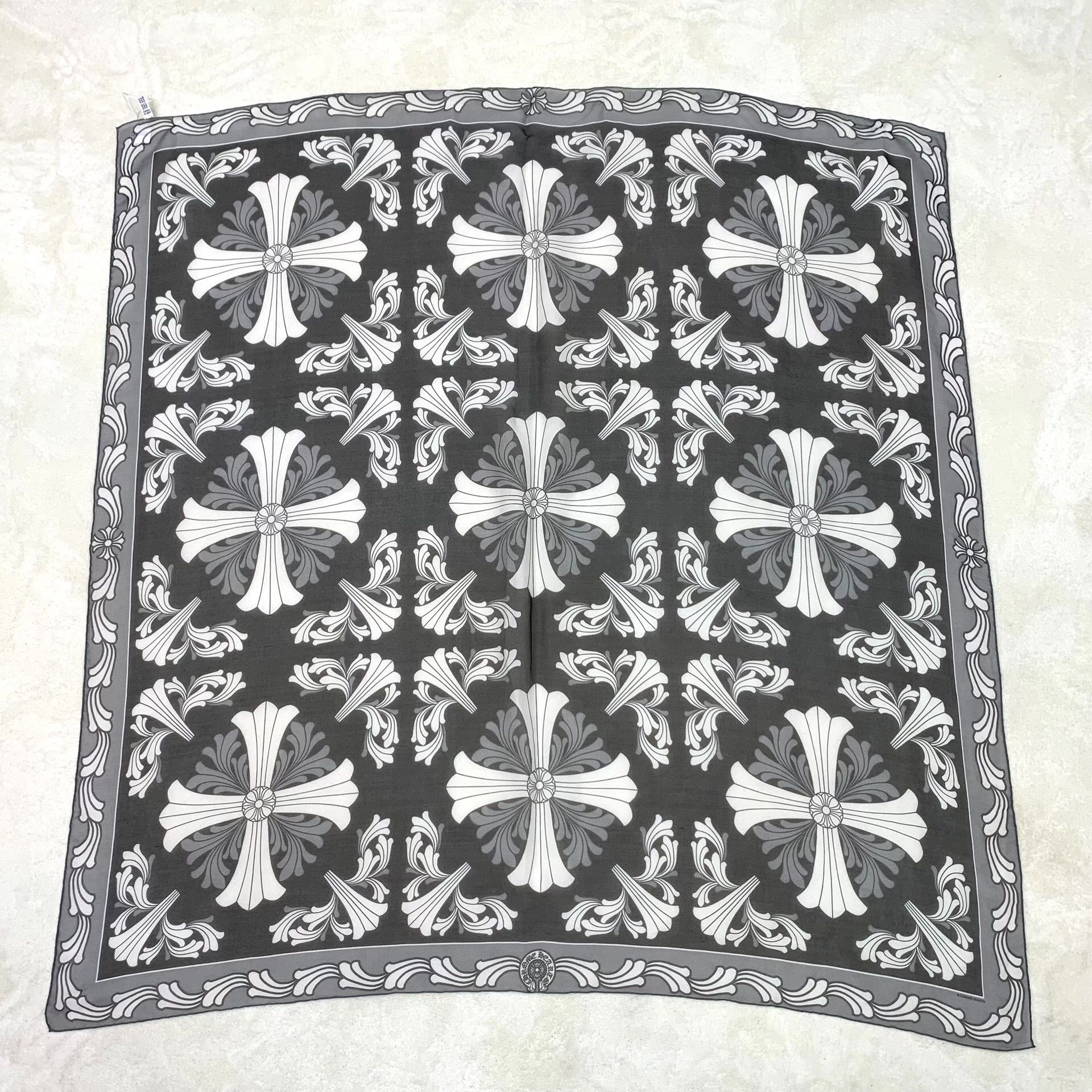 Chrome Hearts Chrome Hearts Gray Cross Print Silk Scarf Size ONE SIZE - 1 Thumbnail