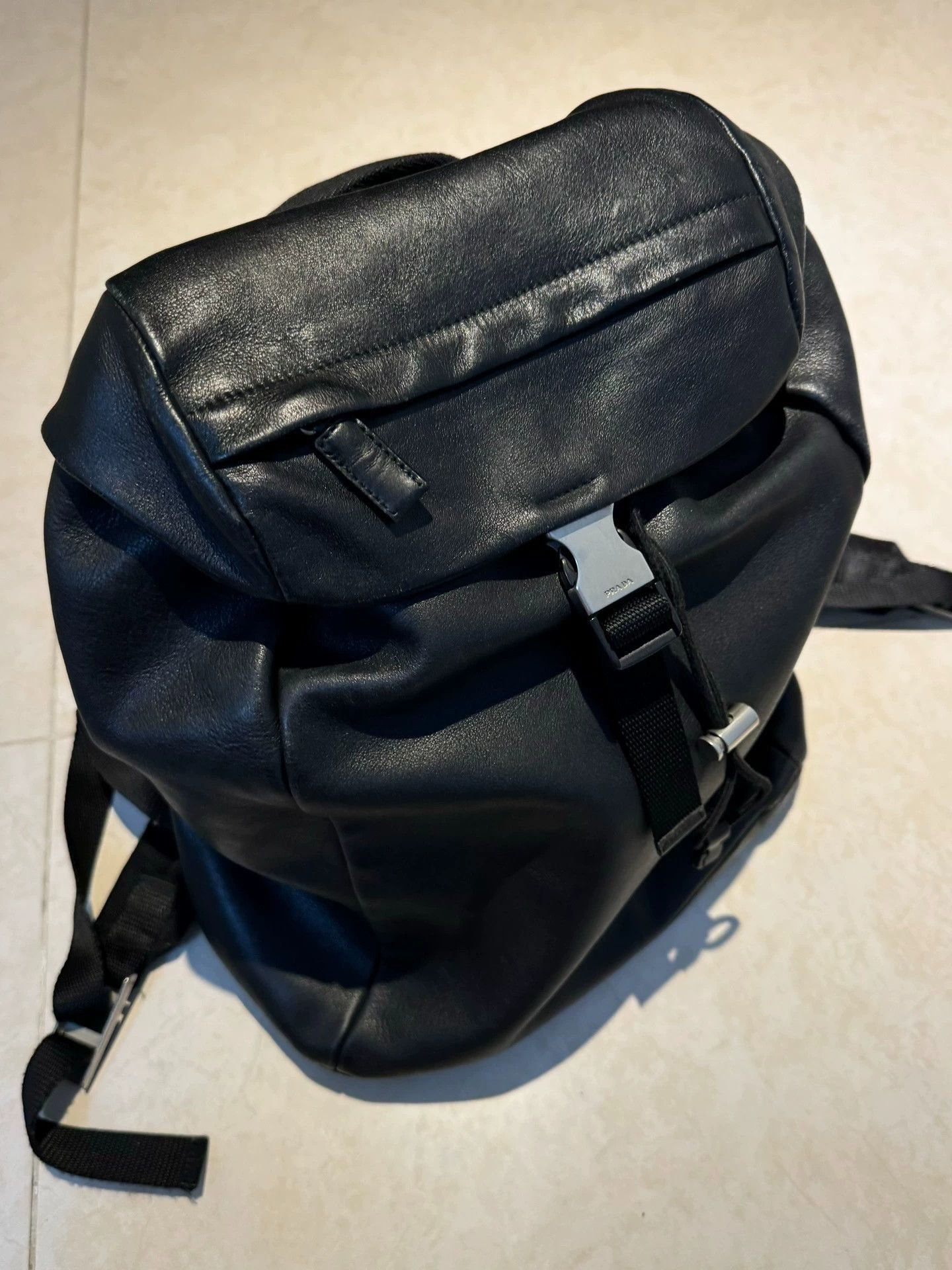 Prada Black Leather Backpack with Buckle Closure Size ONE SIZE - 1 Thumbnail