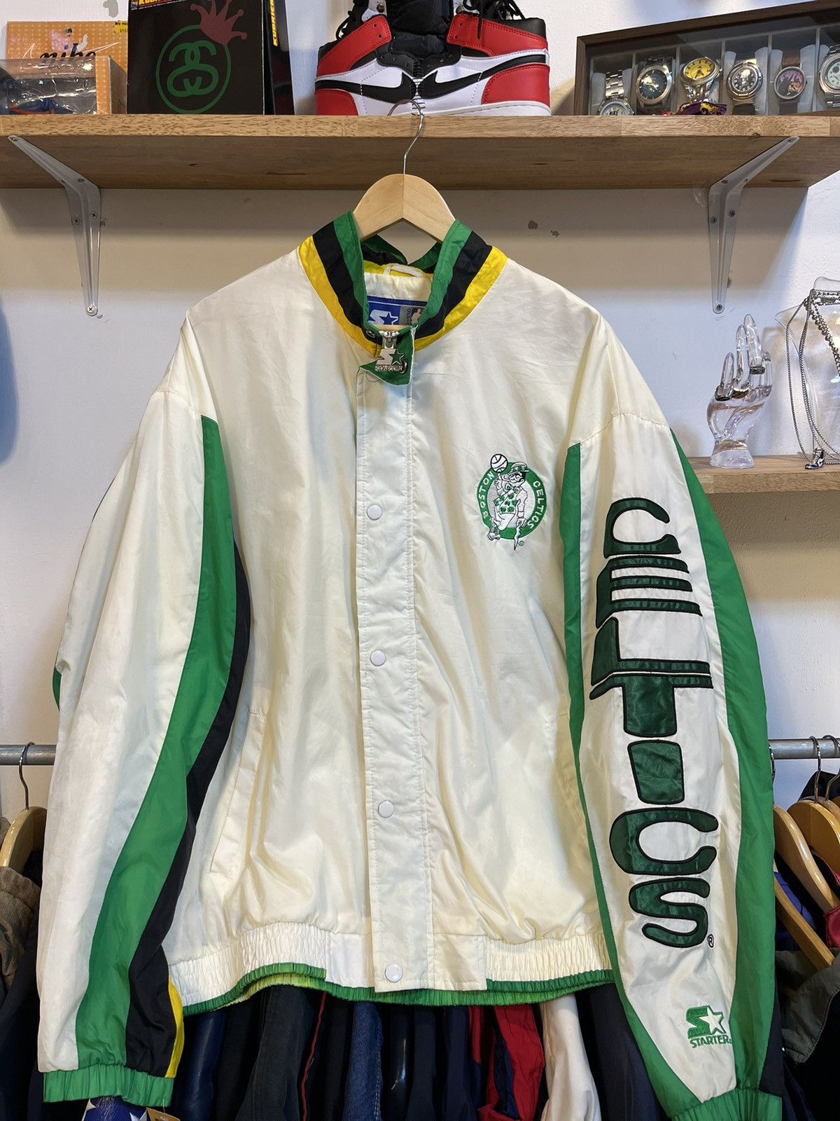 Image of Boston Celtics x Vintage Nba Celtics Windbreaker Jacket in White, Men's (Size XL)