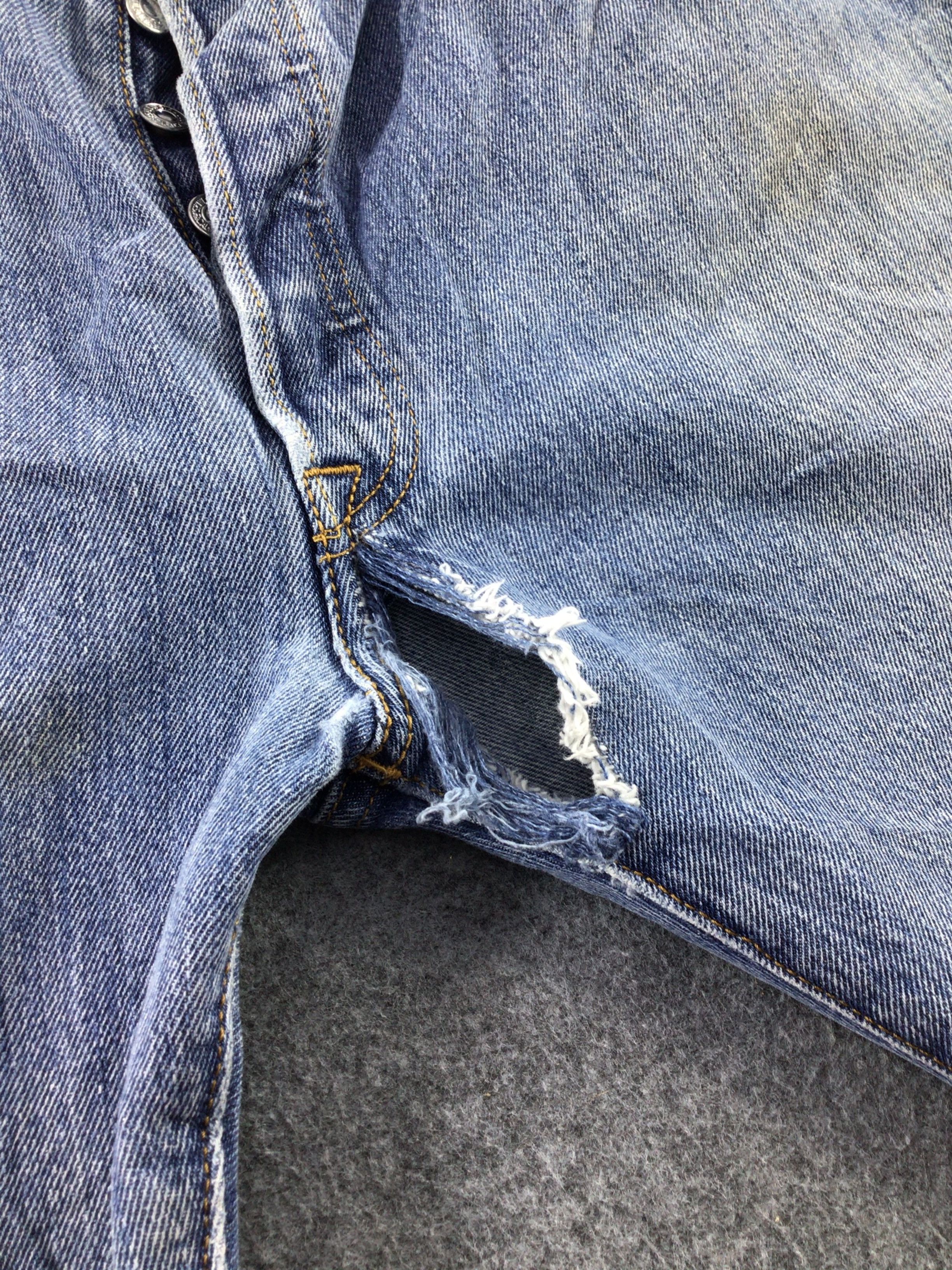 Levi's Distress Vintage Levis 501 Jeans Faded Blue Denim -J409 Size US 36 / EU 52 - 7 Thumbnail