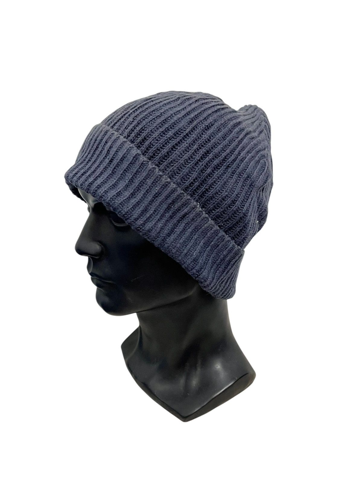 Japanese Brand Japanese Brand Uniqlo Plain Beanie Hat Size ONE SIZE - 1 Thumbnail
