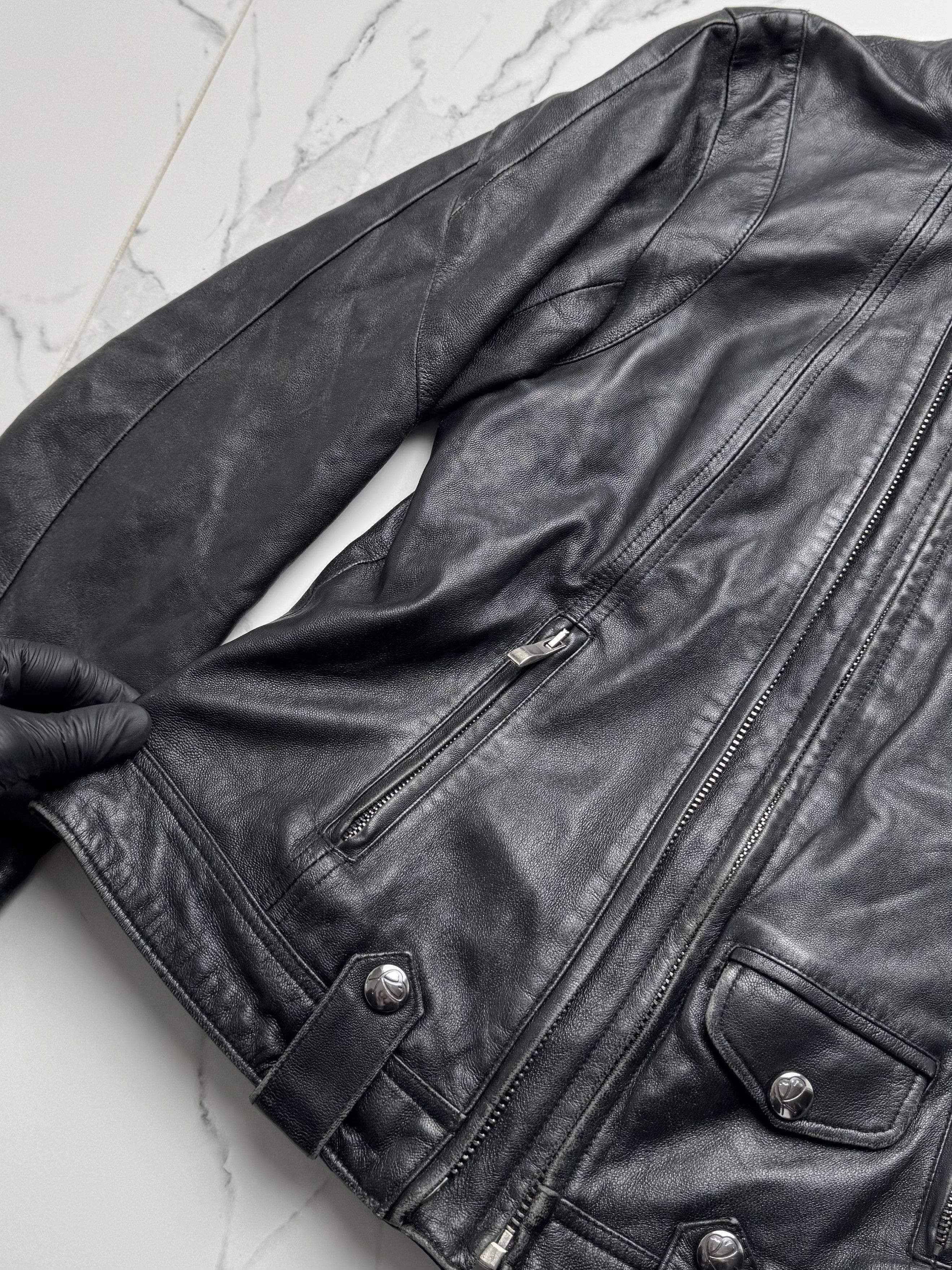 Vintage Vintage Women's Black Leather Biker Jacket Zip Up Fitted Size M / US 6-8 / IT 42-44 - 7 Thumbnail