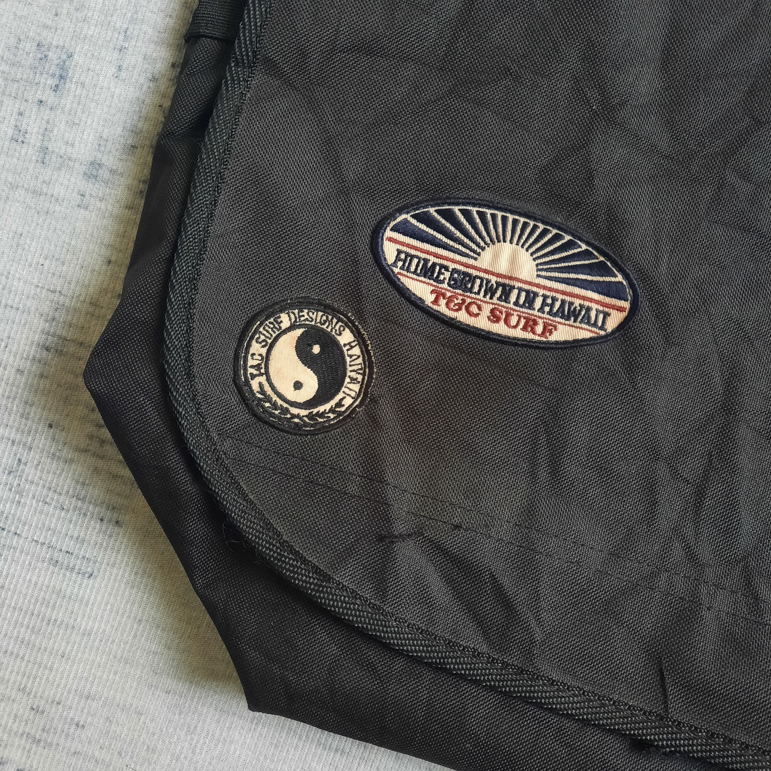 Japanese Brand 🔥Vintage t&c surf design patch design messenger sling bag Size ONE SIZE - 4 Thumbnail