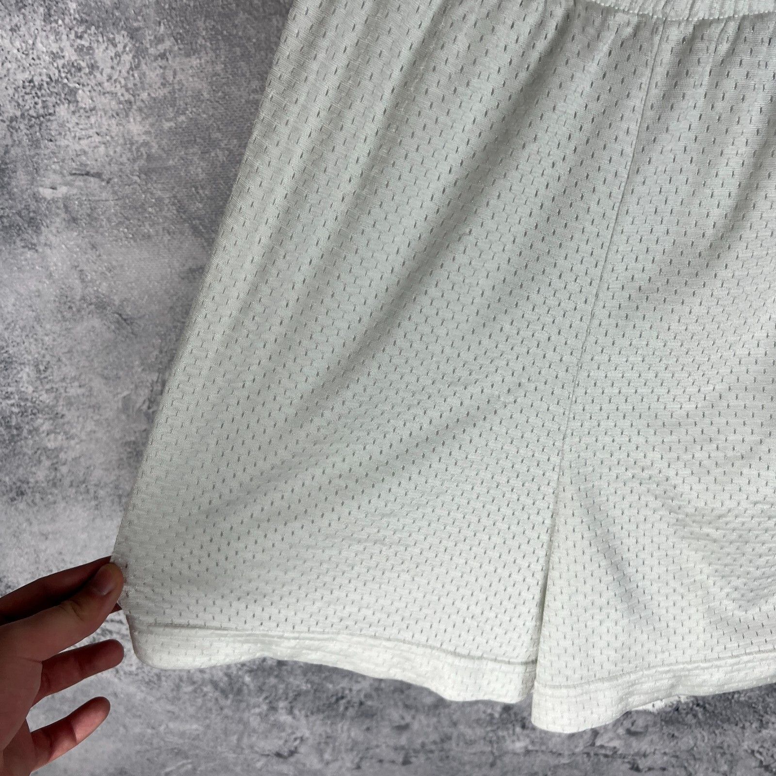 Nike Nike Vintage Shorts Men's Size S White ` Size US 30 / EU 46 - 4 Thumbnail