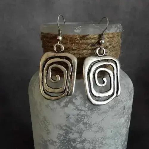 Diamond Earrings x Jewelry Vintage Ethnic Antique Metal Drop Earrings in Silver, Men's