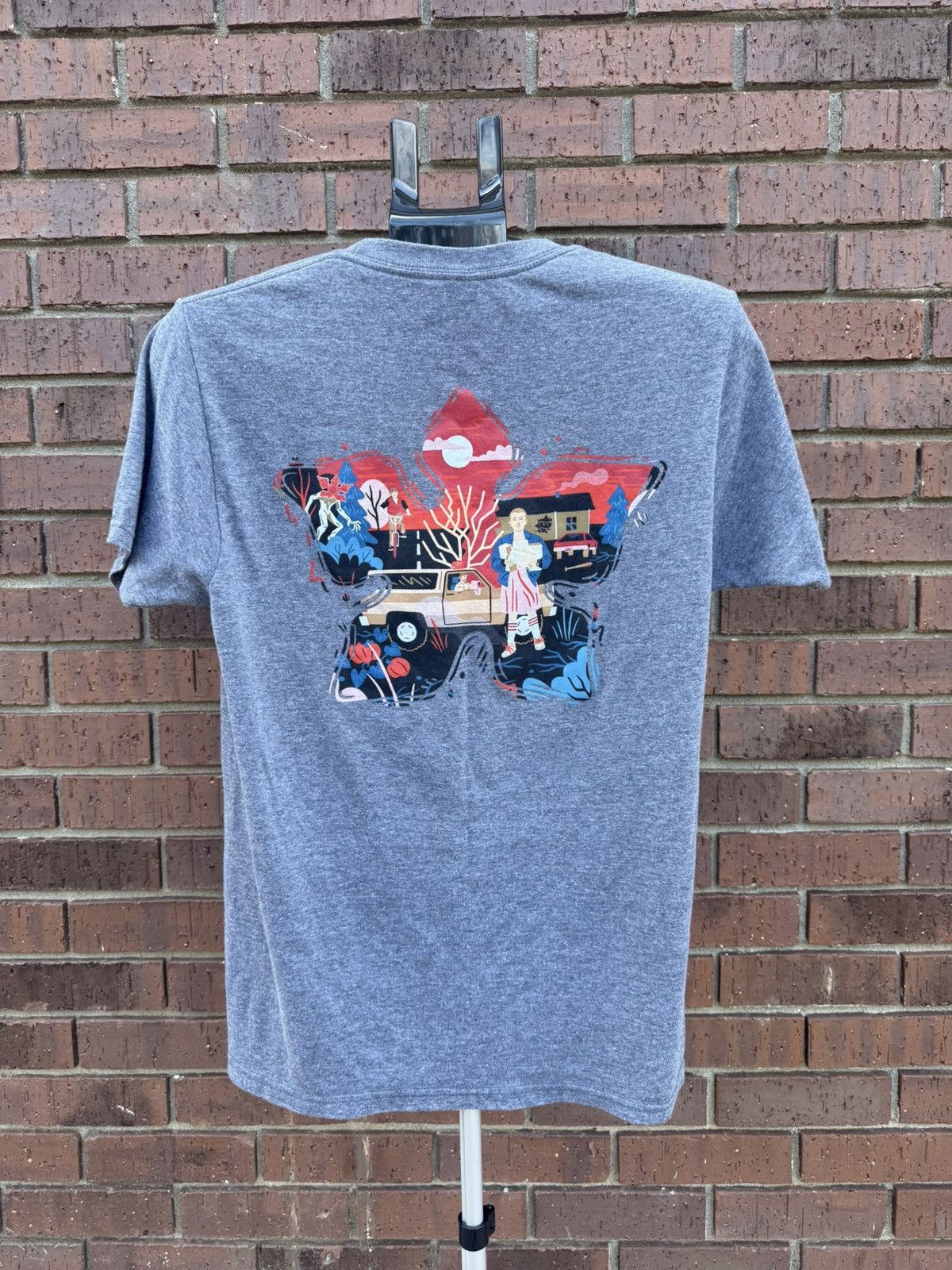 Other Netflix Stranger Things T Shirt Unisex Size Medium Gray Size US M / EU 48-50 / 2 - 1 Thumbnail