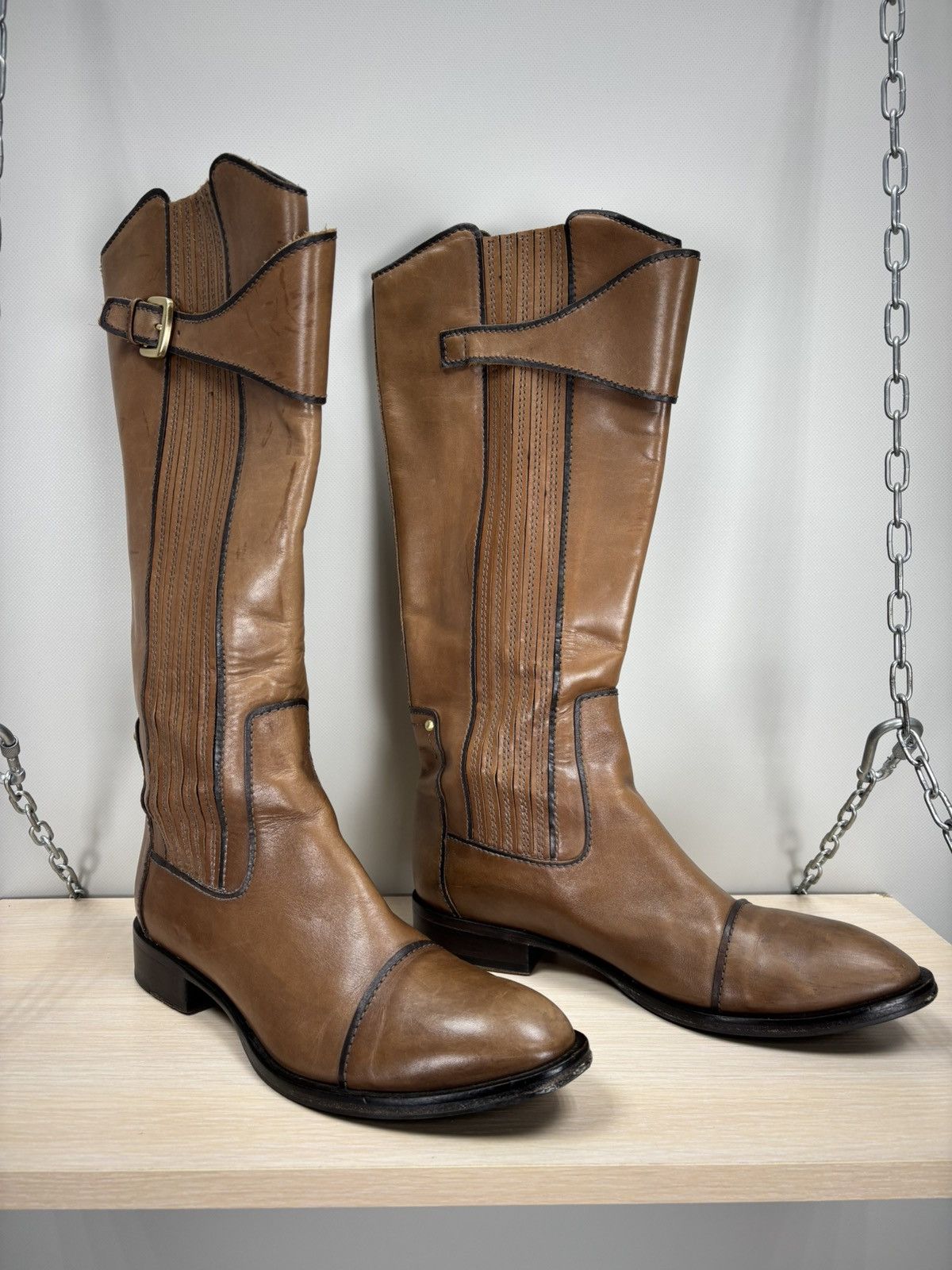 Hugo Boss Womens leather boots Hugo Boss Size 39 1/2 Color Brown Size US 9.5 / IT 39.5 - 2 Thumbnail