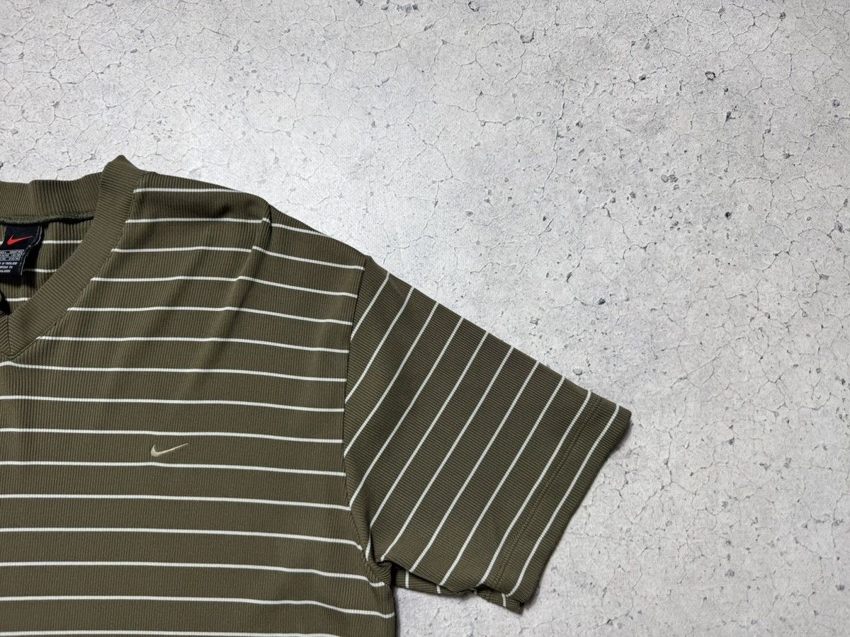 Nike Nike Vintage 90’s Striped T-Shirt Size L Size US L / EU 52-54 / 3 - 2 Thumbnail
