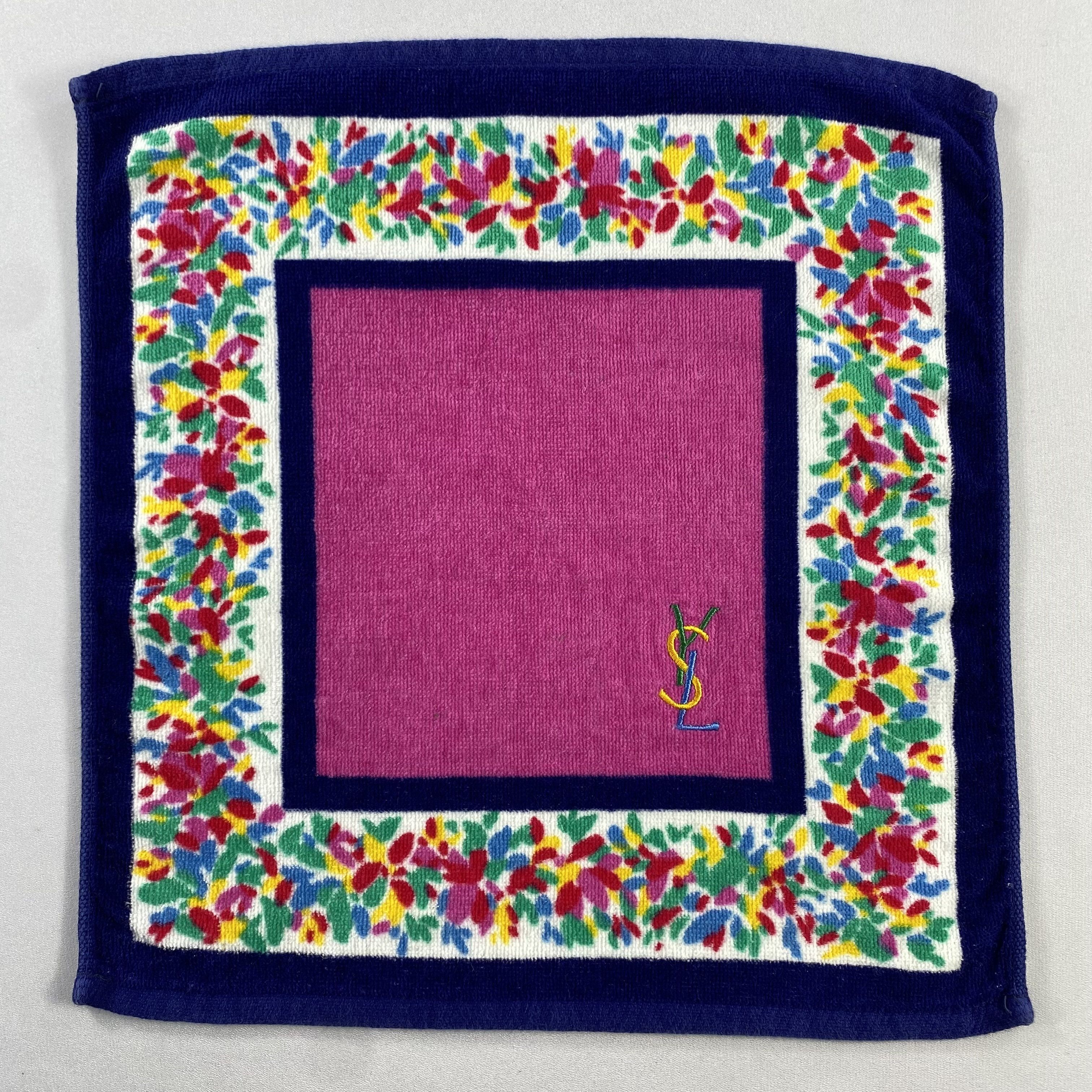 Yves Saint Laurent Neckerchief / Handkerchief-P954