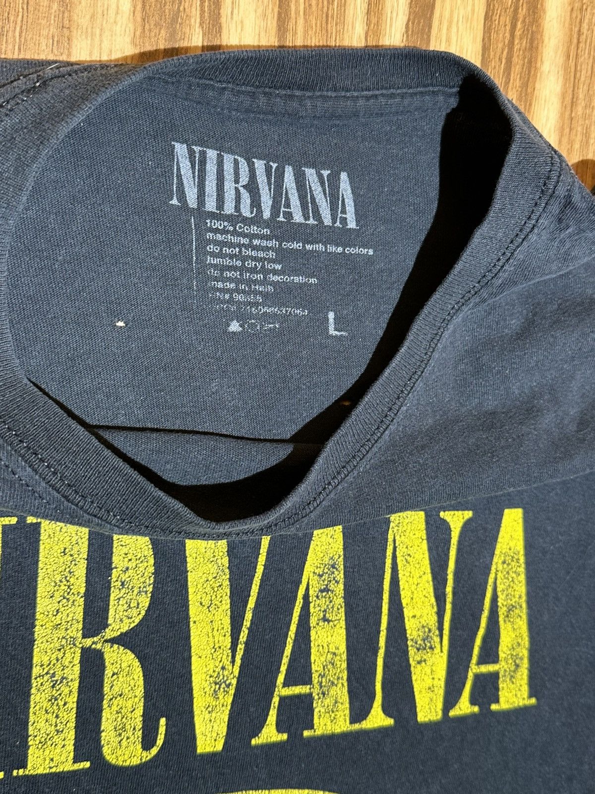 Nirvana Black T-Shirt with Yellow Nirvana print Size US L / EU 52-54 / 3 - 3 Thumbnail