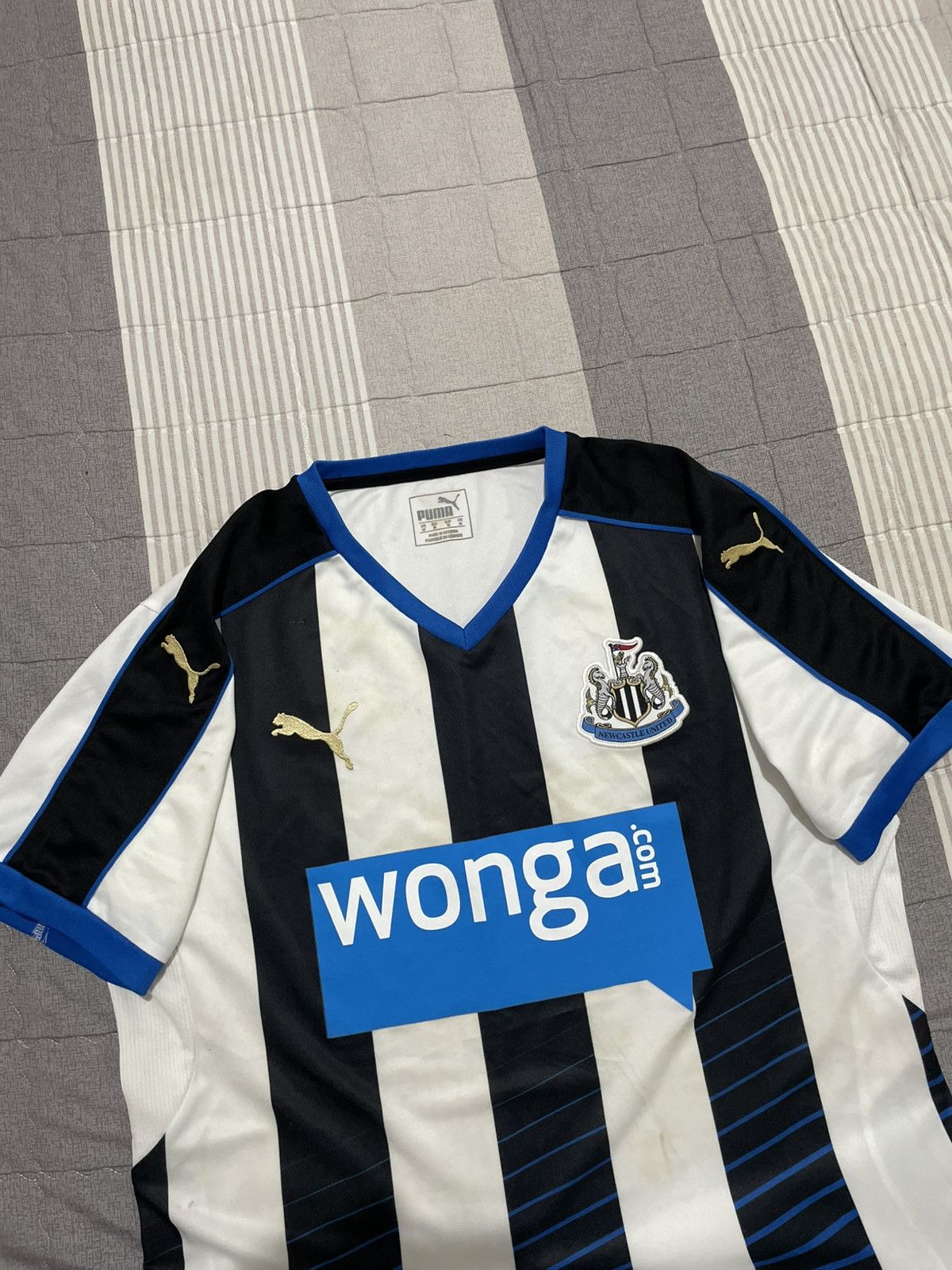 Puma Newcastle united Size US M / EU 48-50 / 2 - 4 Thumbnail
