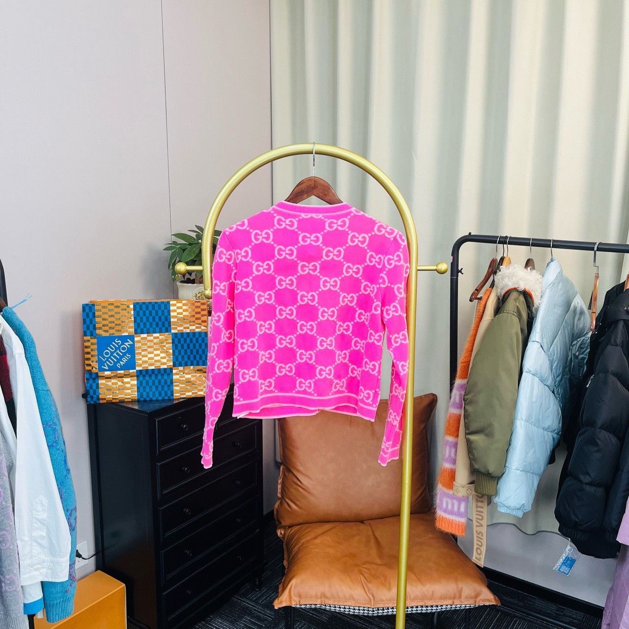 Gucci Gucci 24 new pink full-print cardigans sweater 2501-Nextarr Size US XS / EU 42 / 0 - 2 Thumbnail