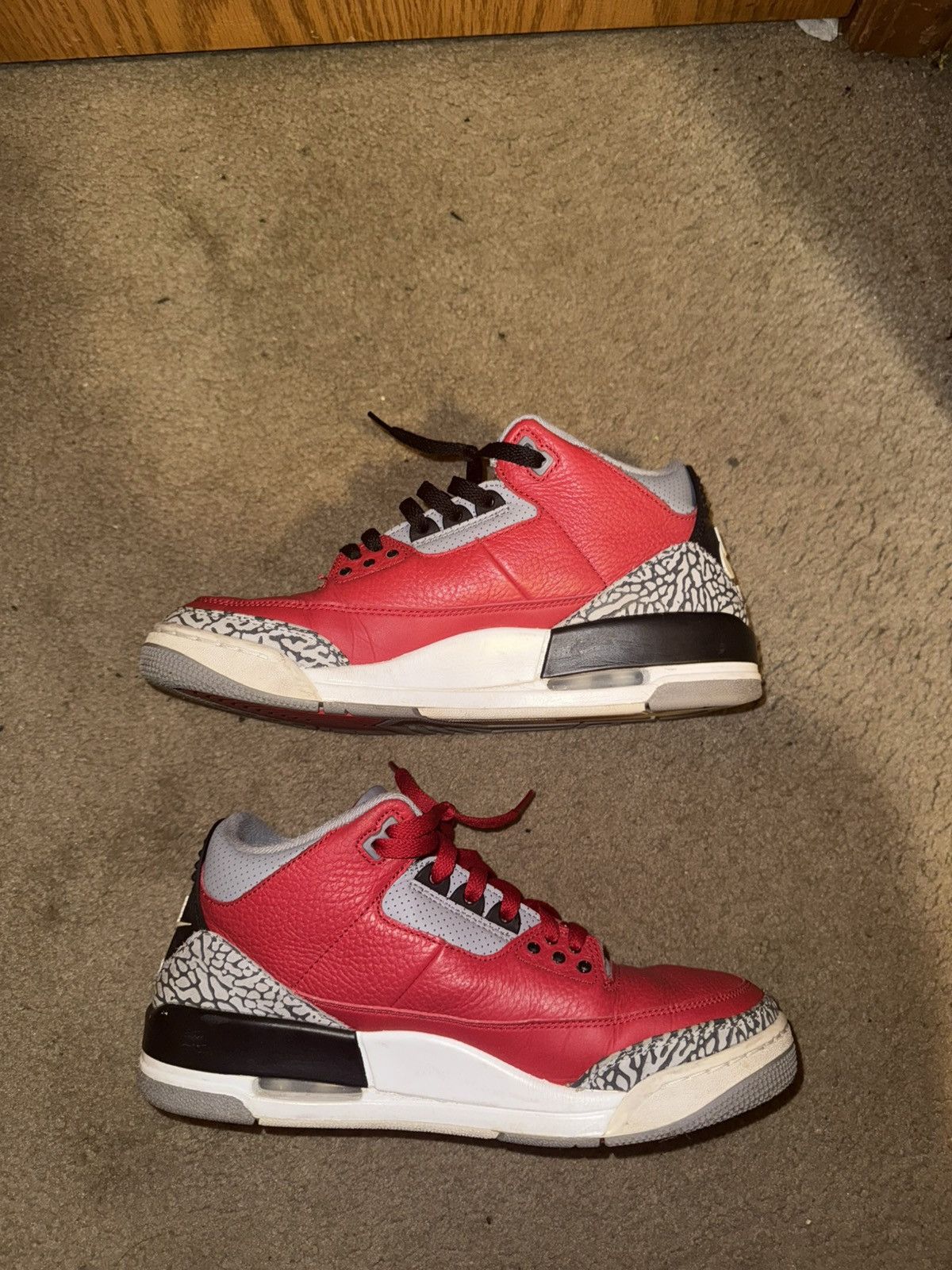 Jordan Brand × Nike Jordan 3 Retro SE ‘Unite’ Size US 9.5 / EU 42-43 - 2 Thumbnail