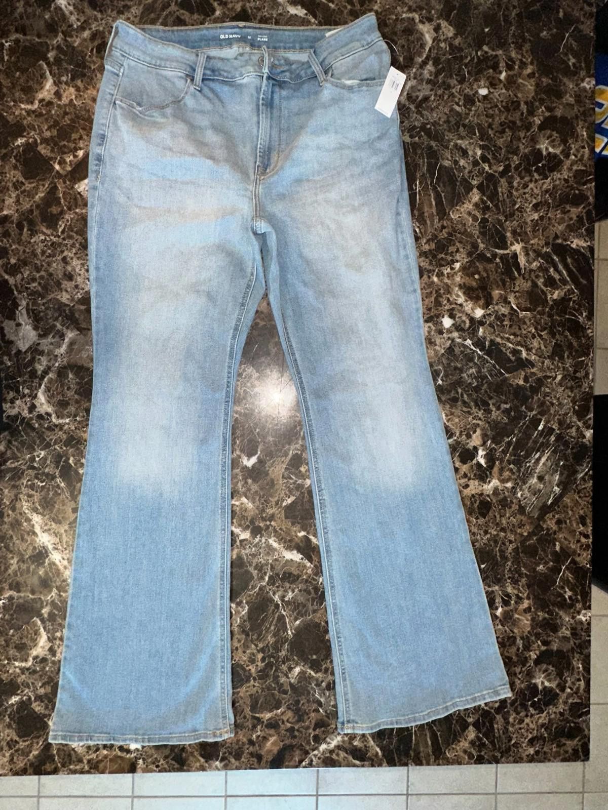Old Navy Old Navy Flared Denim – Women’s 12, New with Tags Size 34" / US 12 / IT 48 - 1 Thumbnail
