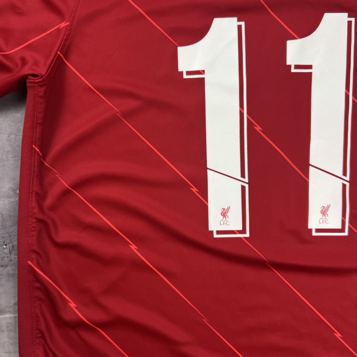 Nike Rare! Salah 11 Nike Liverpool Soccer Jersey Shirt Size US XL / EU 56 / 4 - 21 Thumbnail
