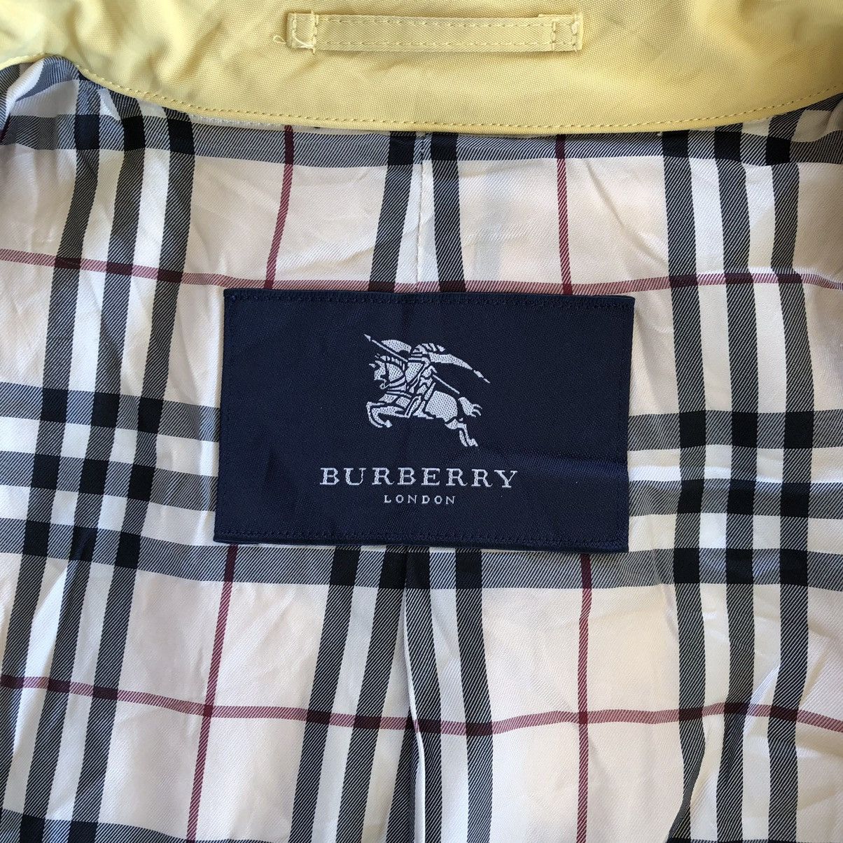 Burberry BURBERRY Diamond Quilted Jacket Size ONE SIZE - 8 Thumbnail