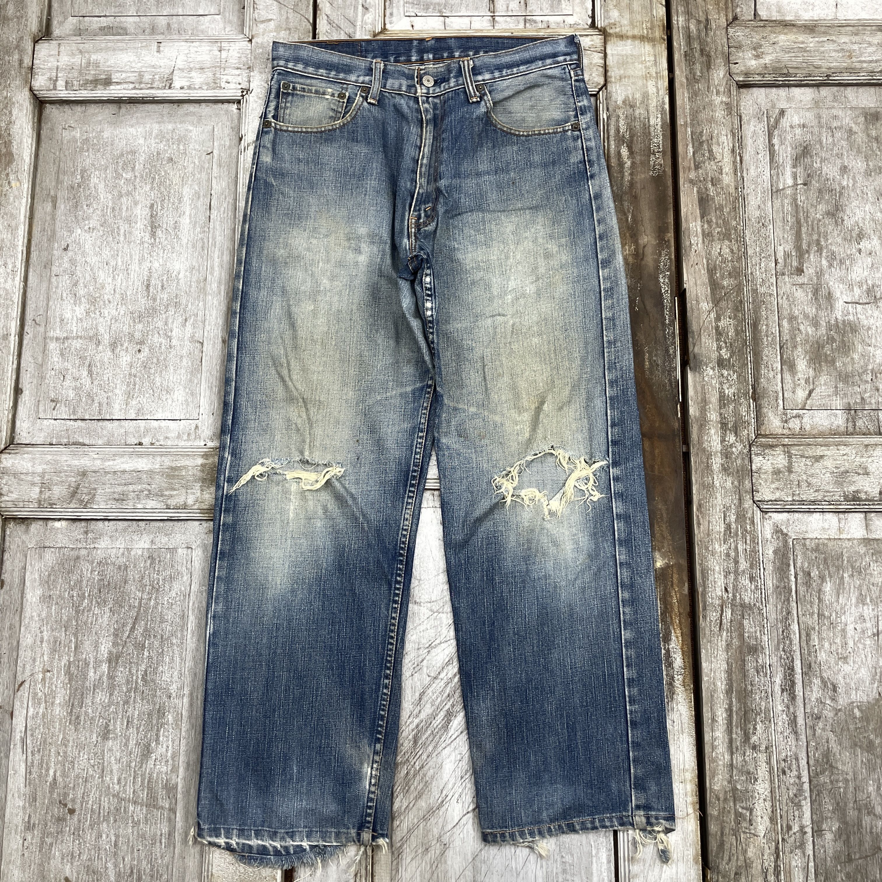 Levi's × Vintage Vintage Levi's 559 Faded Distressed Jeans - WC22 Size US 32 / EU 48 - 1 Thumbnail