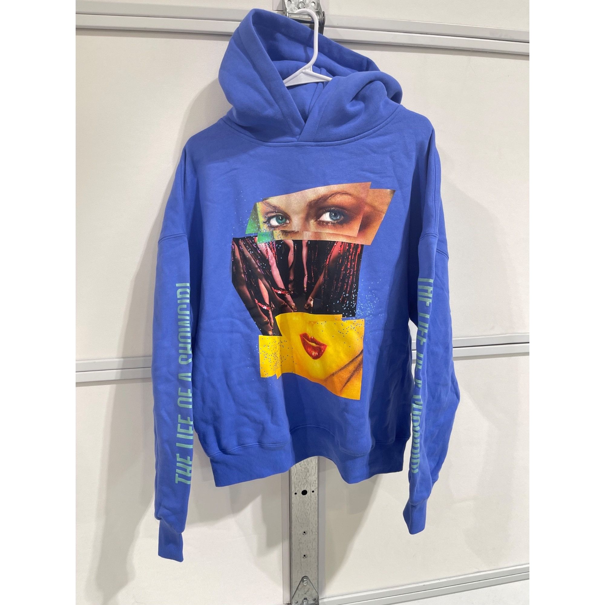 Band Tees NEW TAYLOR SWIFT THE LIFE OF A SHOWGIRL BLUE HOODIE MEDIUM Size M / US 6-8 / IT 42-44 - 2 Thumbnail