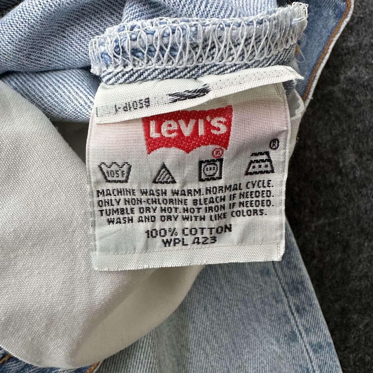 Levi's Vintage Levis 501 Distressed Denim 33x31 D682 Size US 33 - 18 Thumbnail